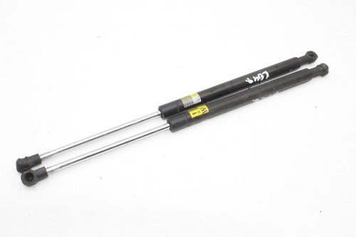 Lexus 200h rear right - 200h,