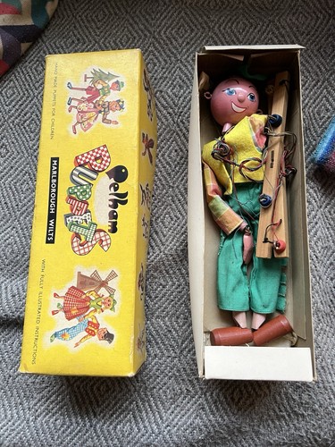 Pelham puppet - pelham,
