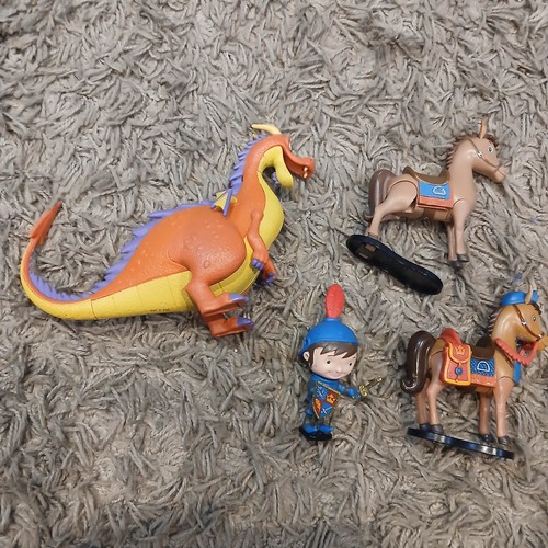 Mike the knight toy - mike,