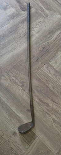 Antique hickory mashie - hickory,