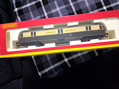 Hornby gwr diesel railcar - diesel,