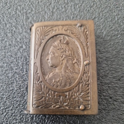 Rare vintage queen victoria - vintage,