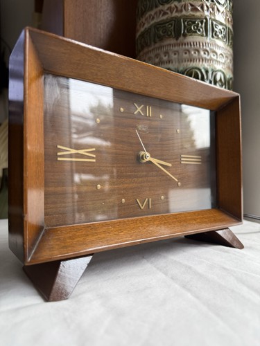 Vintage smiths electric wooden - vintage,