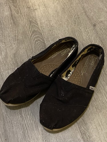 Toms black slip shoes - toms,