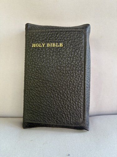 Holy bible cambridge text - bible,