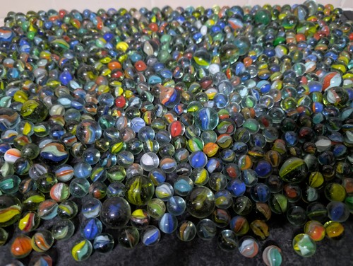 Tin vintage glass marbles - of,