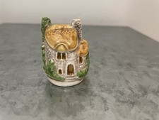 Vintage Detailed Model Porcelain/Ceramic Cottage Thimble Collectable