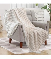 Cream / Off White Luxury Faux Fur Rabbit Throw Bedspread Blanket 130x160cm Soft