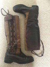 Ladies Ariat Grasmere riding boots size 5