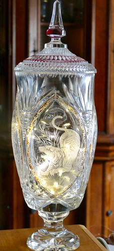 Tiger dragon lid vas crystal - tiger,