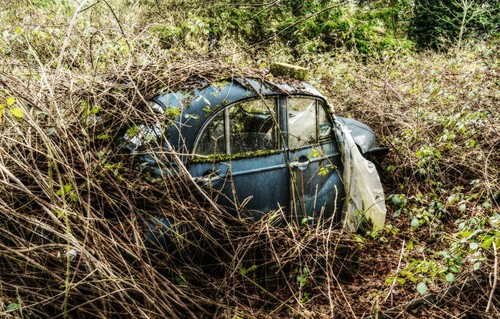 Abandoned morris minor classic - abandoned,