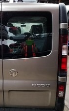 2015 VAUXHALL VIVARO RIGHT REAR DOOR WITH WINDOW MK2 2014-2020 