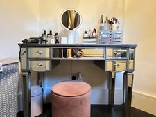 Beautiful Mirrored Elysee 5 Drawers Dressing Table