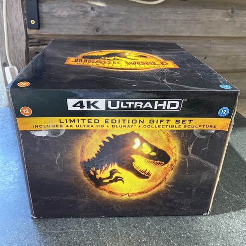 Jurassic world uhd - jurassic, +