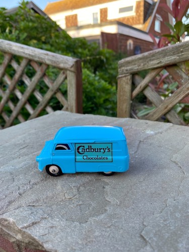 Dinky 480 bedford van in - ca,