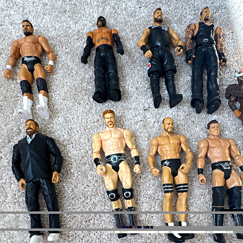 Wwe mixed lot wrestling action - lot,