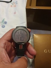 I-GUCCI DIGITAL WATCH LONDON