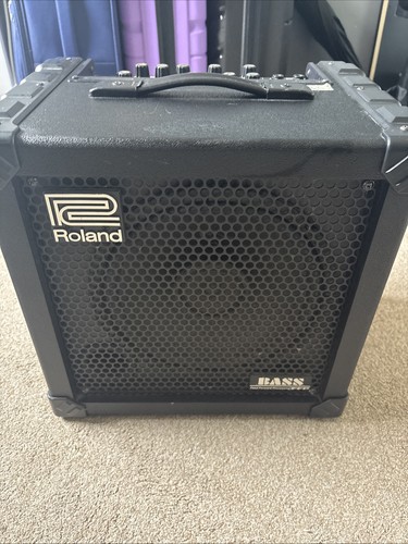 Roland cube bass guitar - 30,