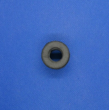 Yamaha XJ600 XS1100 Footrest Damper Rubber Exhaust Silencer Bracket 2H7-27414-00