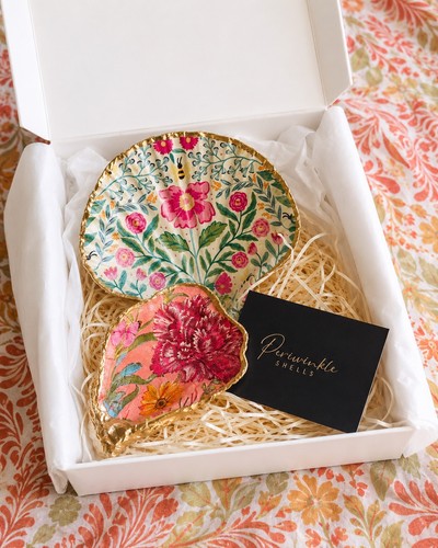 Beautiful floral shell trinket - beautiful,