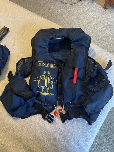 Switlik inflatable life vest - life,