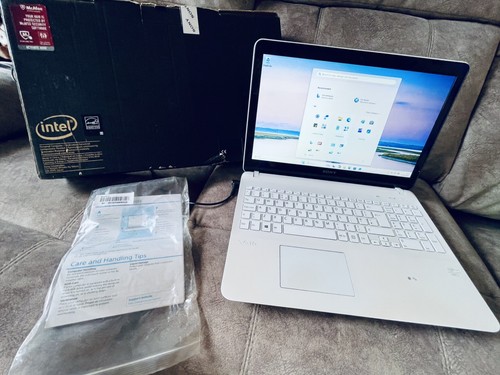 Sony vaio laptop - sony, 15.6”