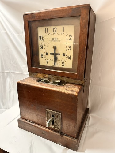 Vintage clocking clock - vintage, in