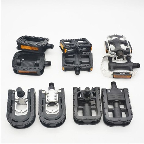 Plastic aluminum alloy - plastic/aluminum, road