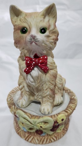 Vintage ceramic cat basket - vintage, in