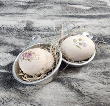 Farmhouse Wooden Eggs Flowers