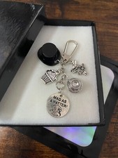 Mad hatters tea party key ring