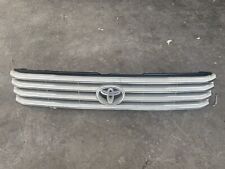 1999-2002 Toyota Granvia’s Grand HIACE Front Radiator Grille Pearl White