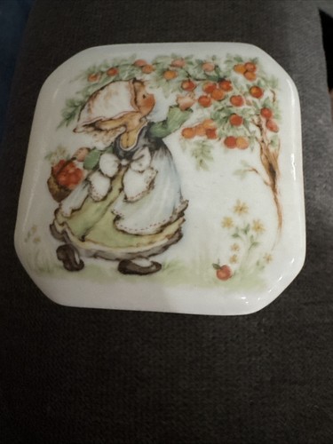 Vintage porcelain holly - porcelain, hobbie