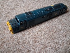 Hornby OO R751 Class 37 130