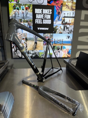 Brand new trek emonda - new,