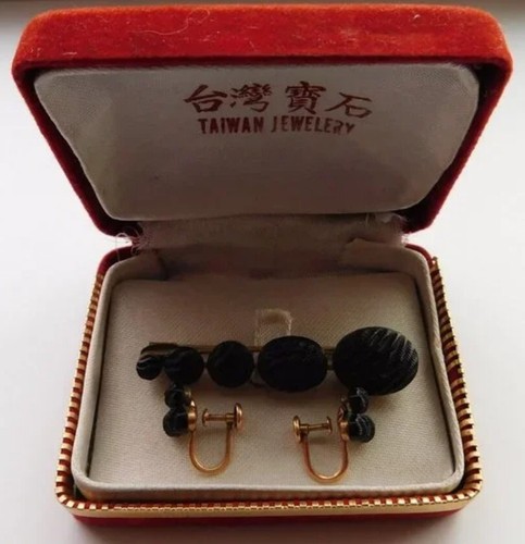 Antique victorian style - victorian, black