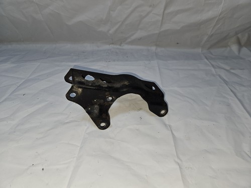 Engine mount suzuki 125 - suzuki,