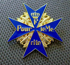 German Blue MAX XL Pin Badge