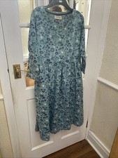 Bon Marche Autonomy V Neck