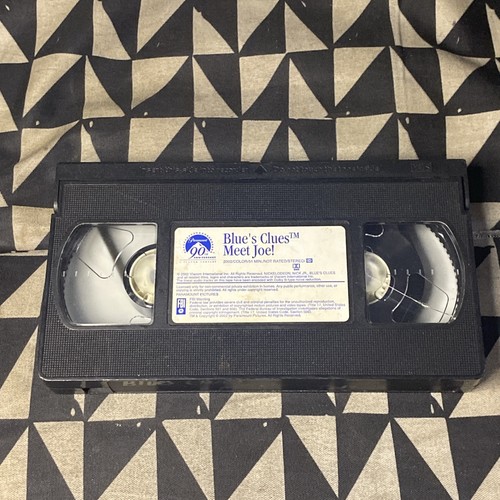 Blue clues meet joe vhs - clues:,