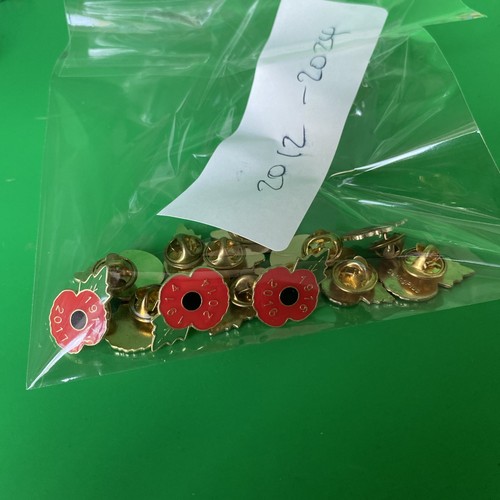 Enamel poppy flower leaf - flower,