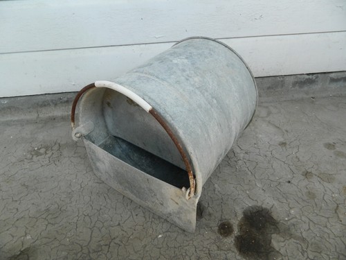 Vintage galvanised poultry - vintage,