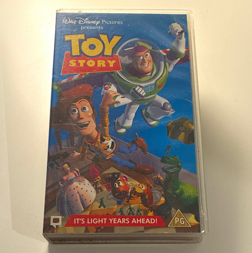 Walt disney home video - walt,