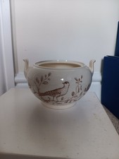Wedgwood Of Eturia & Barlaston, Williamsburg "Aviary" Sugar Bowl. Excellent.