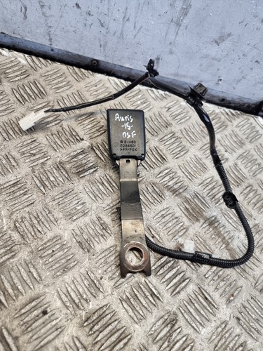 Toyota auris seat belt - seat, clip