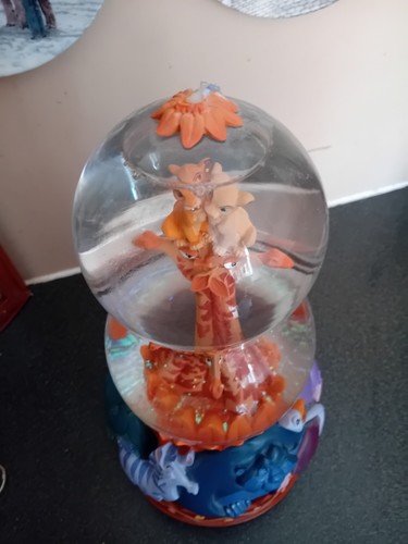 Snowglobe disney lion king - disney,