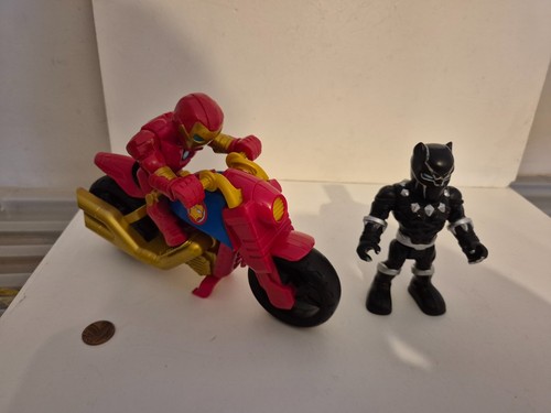 Black panther iron man - black,