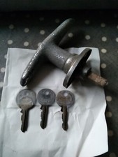 vintage car boot lock handle
