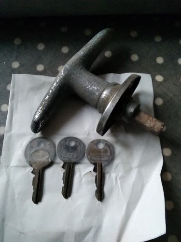 Vintage car boot - vintage,