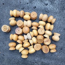 33 Small Pine Draw Or Cupboard